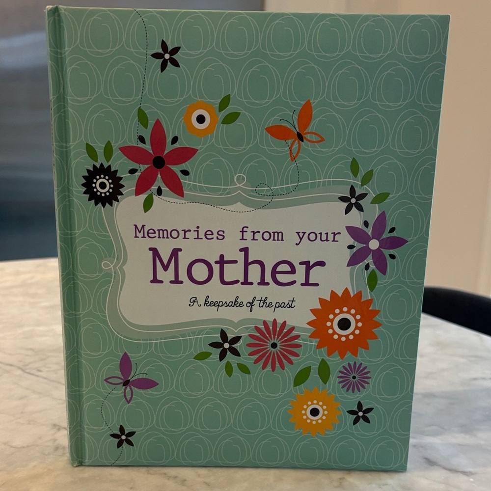 Baby / Keepsake Book for Cherished Memories